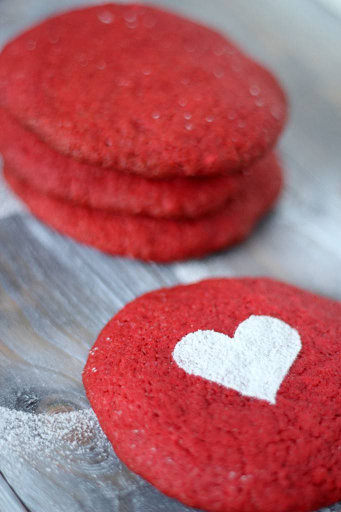 Red Velvet Cookies 04