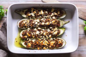 fylld zucchini i form
